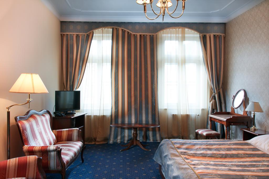 Hotel Ostende Karlovy Vary Extérieur photo